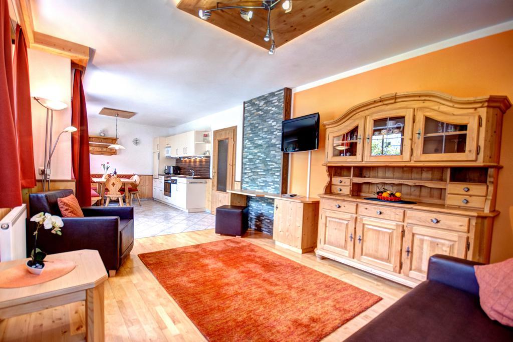 Alpenresort Thanner Майерхофен Стая снимка