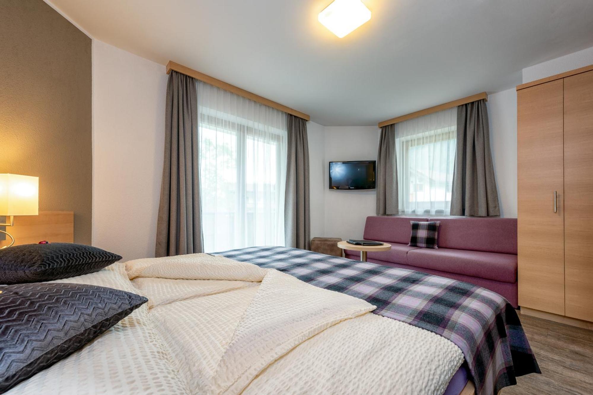 Alpenresort Thanner Майерхофен Стая снимка