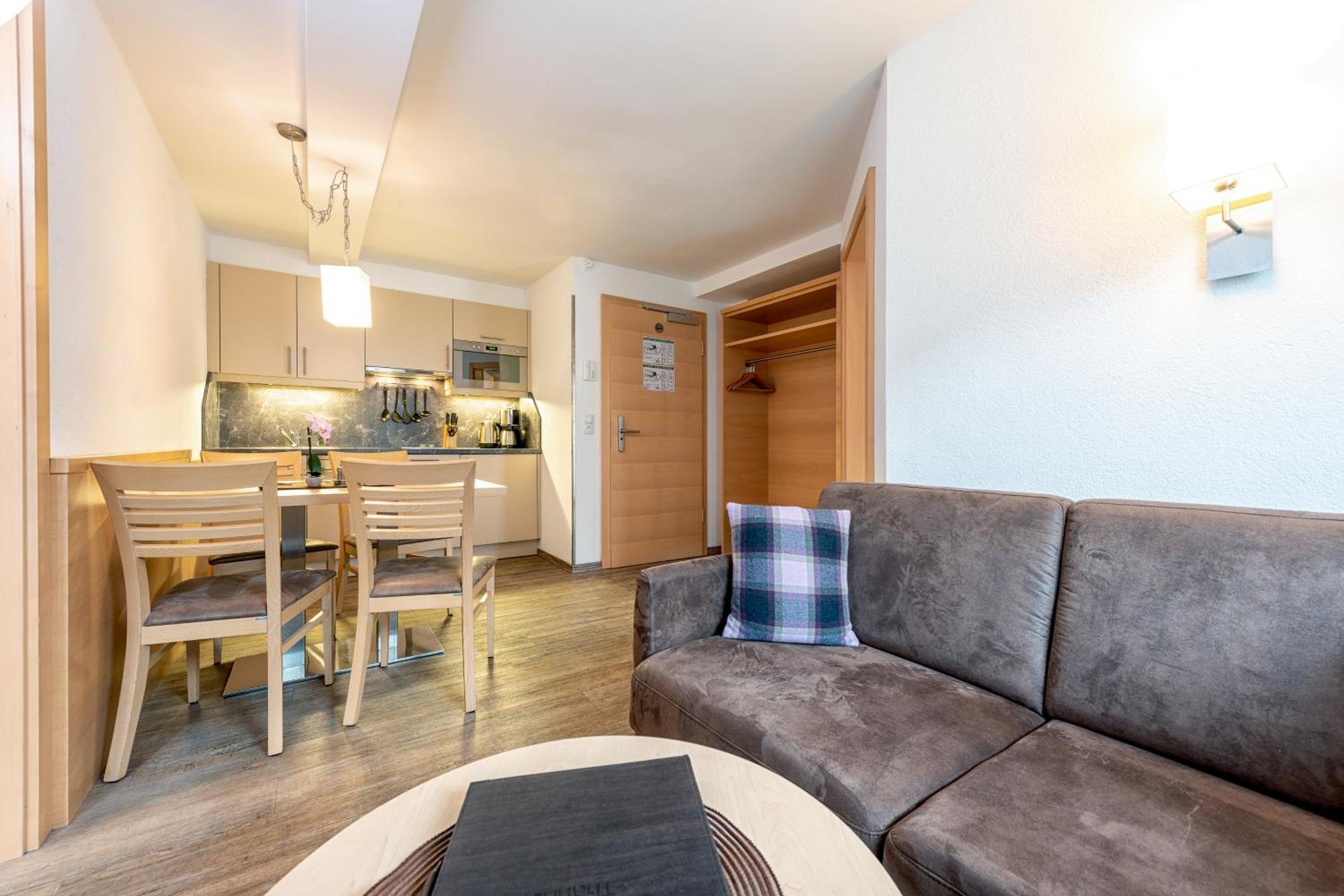 Alpenresort Thanner Майерхофен Стая снимка