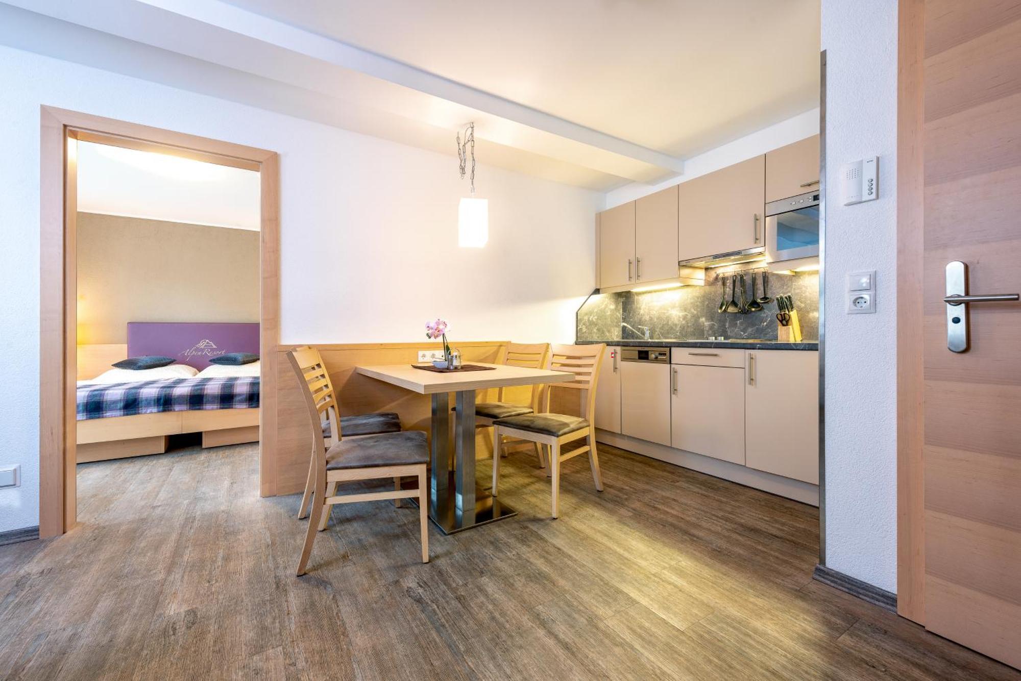 Alpenresort Thanner Майерхофен Стая снимка
